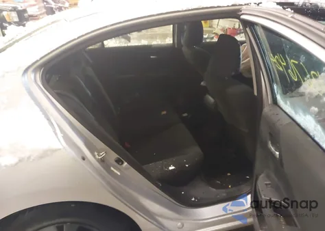 2013 Honda Accord Lx z USA, uszkodzony, nr VIN 1HGCR2E30DA067507